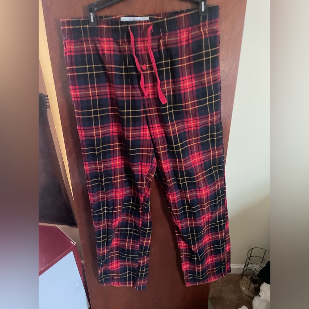 plaid red pants